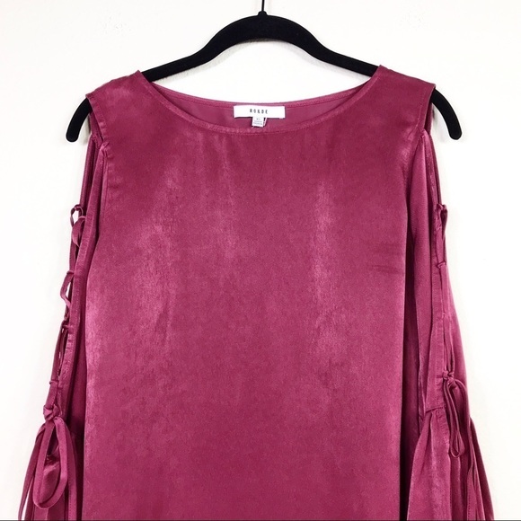 Ro & De Cold Shoulder Lace-Up Bell Sleeve Top XS - Picture 5 of 9